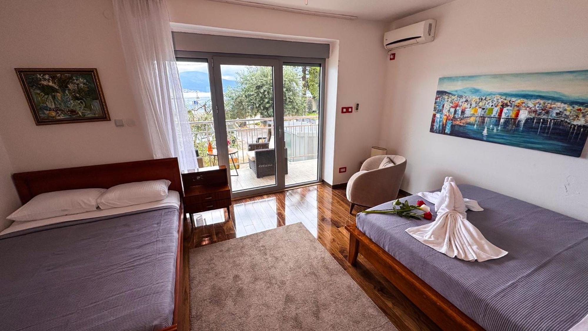 Qumi Apartments ติวัต ภายนอก รูปภาพ
